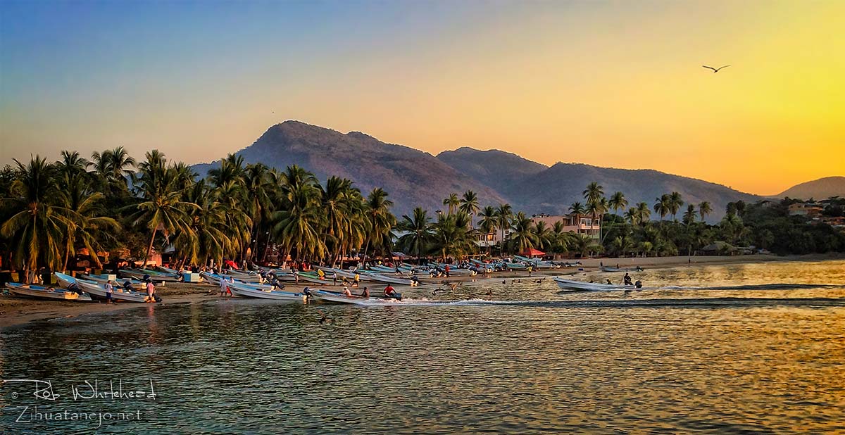 Playa Principal - Zihuatanejo