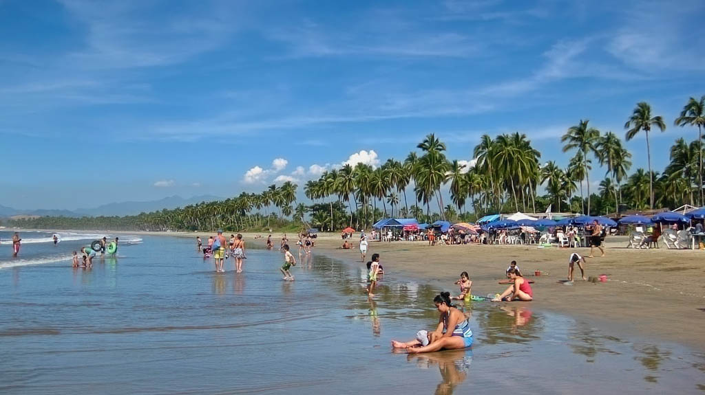 Playa Linda, Ixtapa-Zihuatanejo Playa Linda, Ixtapa-Zihuatanejo